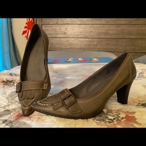 Japanese Women’s Shoe — Leather Fringe US 7.5